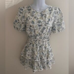 En Saison Adorable Floral Dress with shorts
